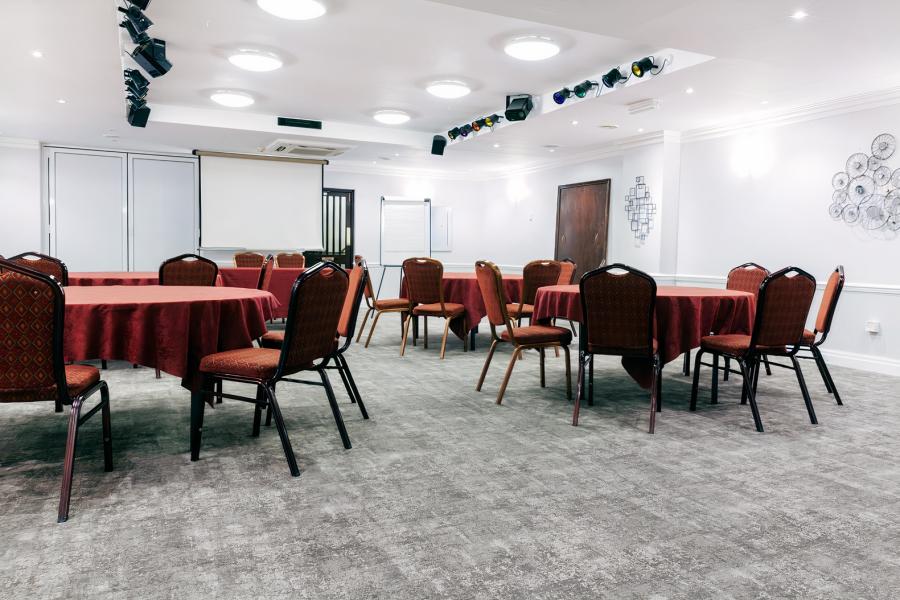 Poppy Suite at Best Western Bradford Guide Post Hotel in Bradford