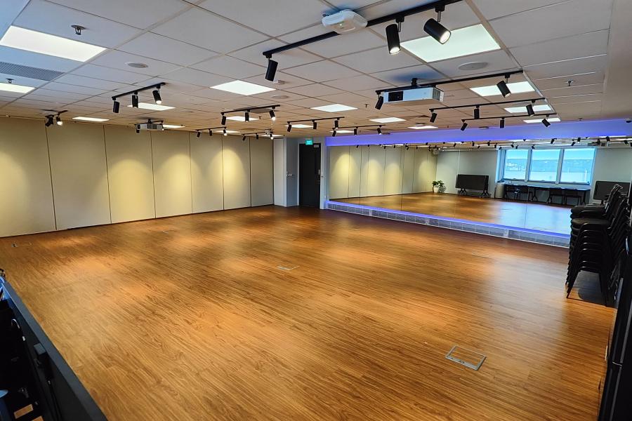 Multipurpose Studio at Multipurpose Studio NTU Alumni Club Chill 5 in Singapore